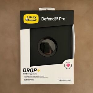 OtterBox - Defender Pro Series Case for Apple iPad mini (6th gen) - Black